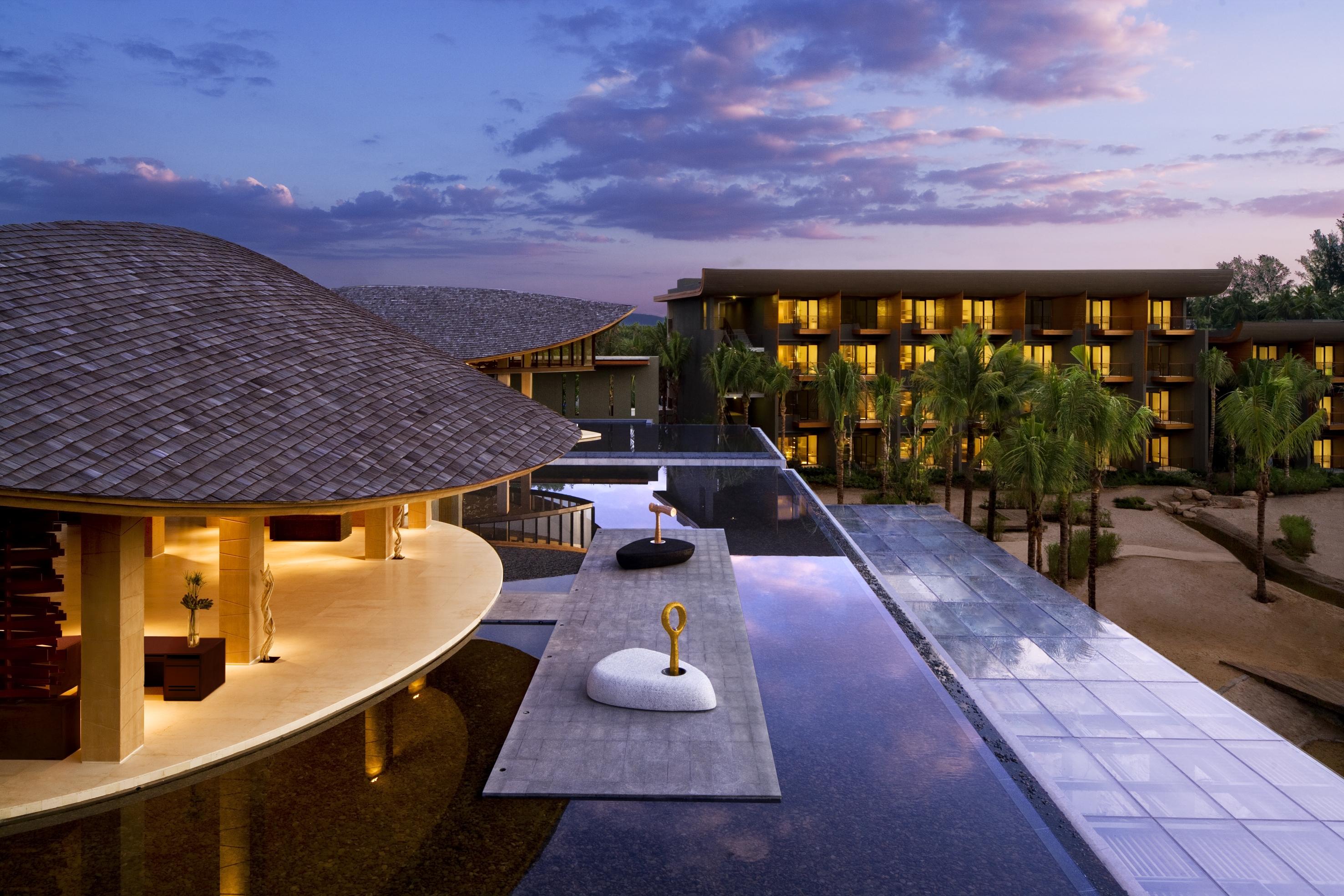 Renaissance & Phuket